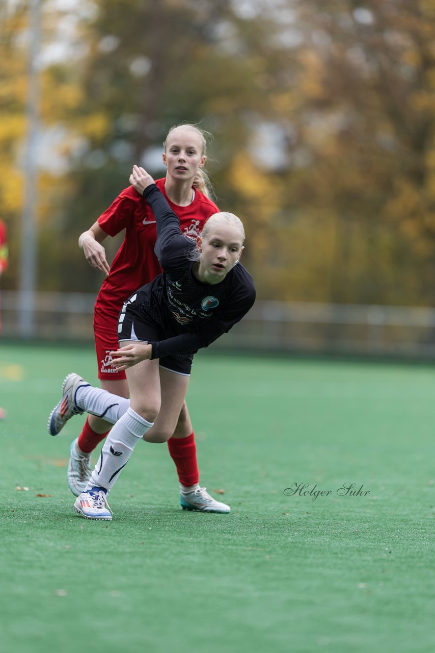 Bild 100 - wCJ VfL Pinneberg - Eimsbuettler TV : Ergebnis: 0:3